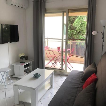 Cannes Center Екстериор снимка